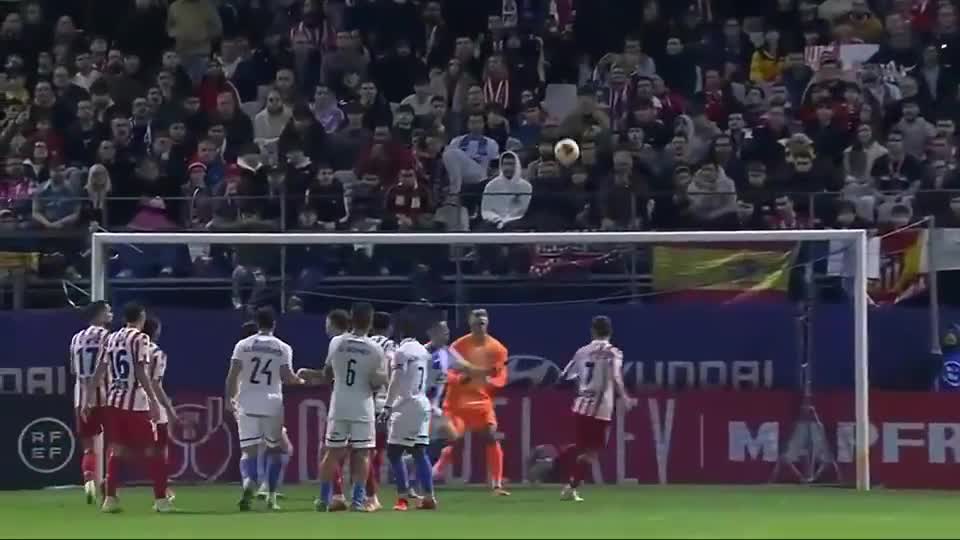 快船内线攻势持续发力