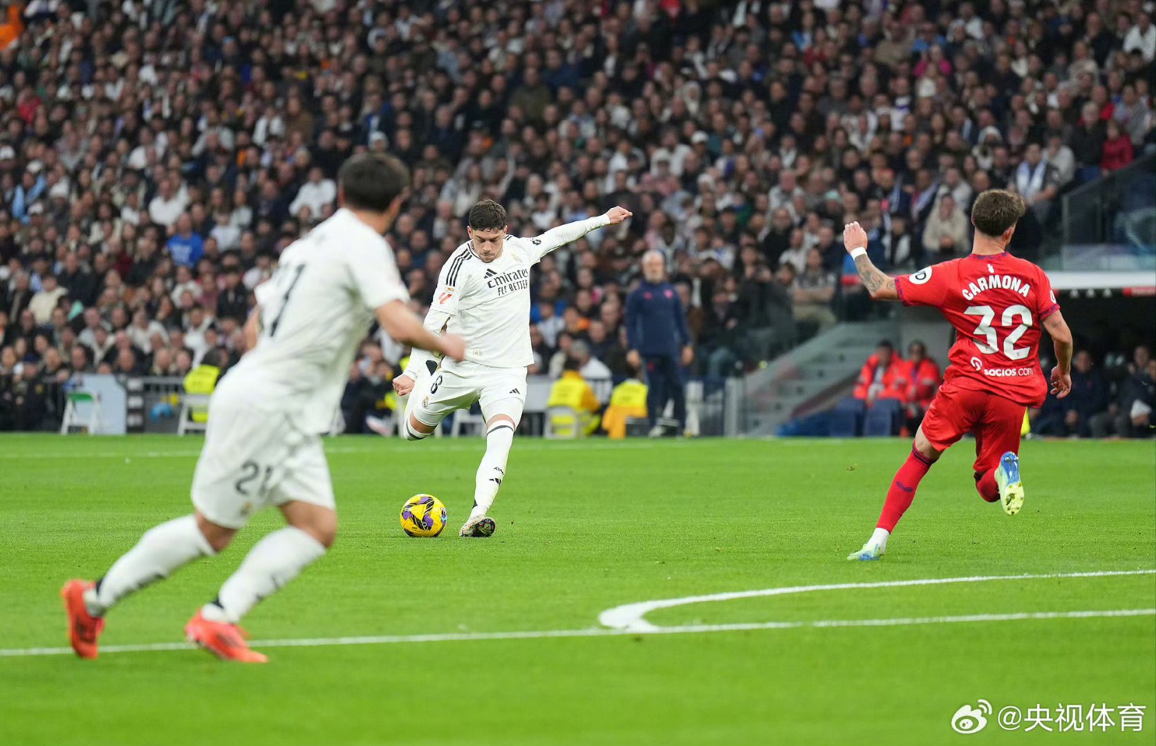 卡拉格怒喷萨拉赫8分钟，麦迪逊震惊脸：我现场看他开炮