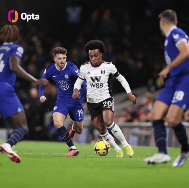 康宁汉姆半场15分7助攻，斯图尔特变身进攻端奇兵