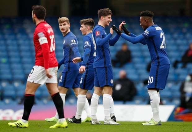 辽宁男篮王哲林末节关键表现